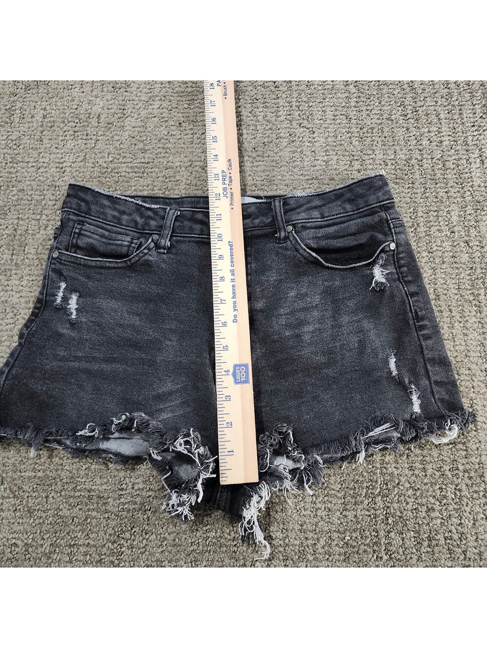 RSQ Women's Black Distressed Curvy High-Rise Denim Shorts Size 29 - Picture 3 of 8